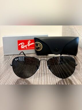 Ray Ban Polarized Aviators - NEW